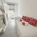 Liguria 4 - Centro A 2 Minuti Dal Mare 아파트 *