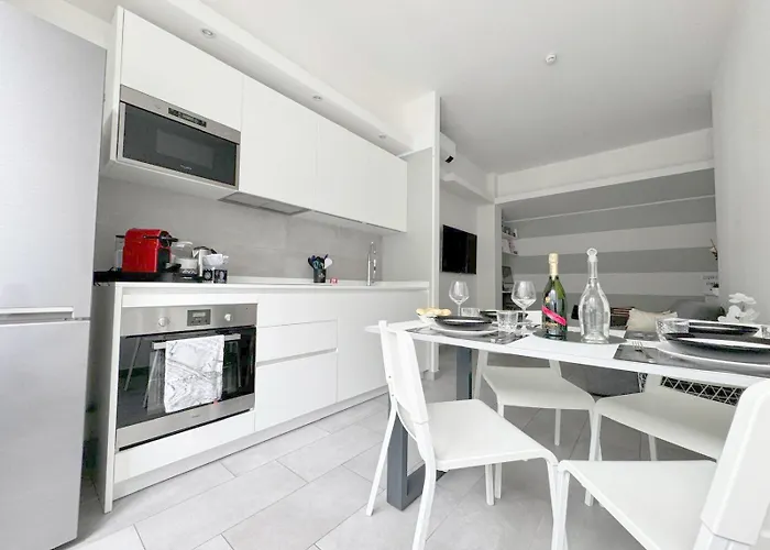 Liguria 4 - Centro A 2 Minuti Dal Mare